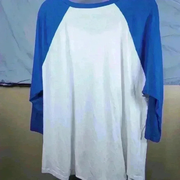 New England Patriots XXL Women's Long Sleeved  T-Shirt - Picture 4 of 6